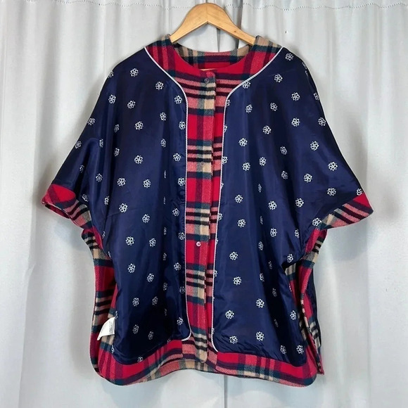 Draper James Plaid Wool Blend Cape Size M/L - Picture 9 of 10